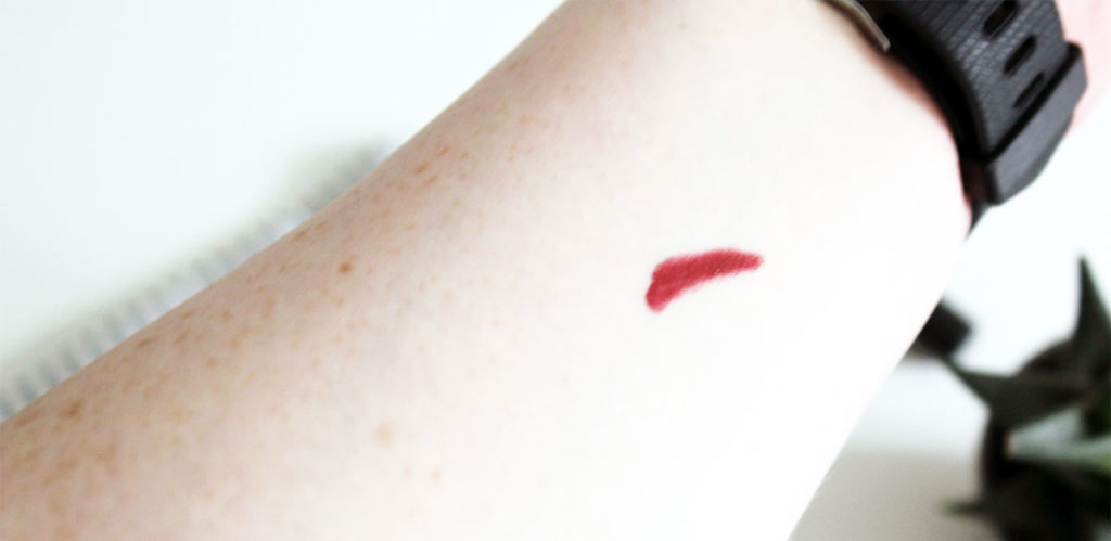NARS Velvet Matte Lip Pencil in Consuming Red Swatch