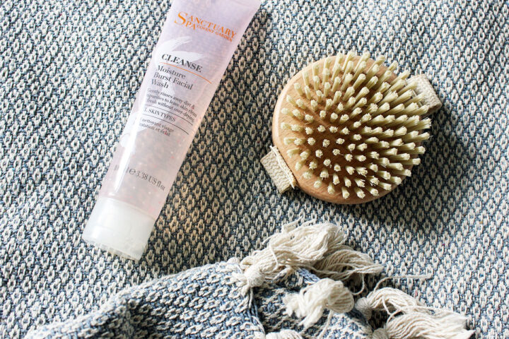 Sanctuary Spa Moisture Burst Facial Wash