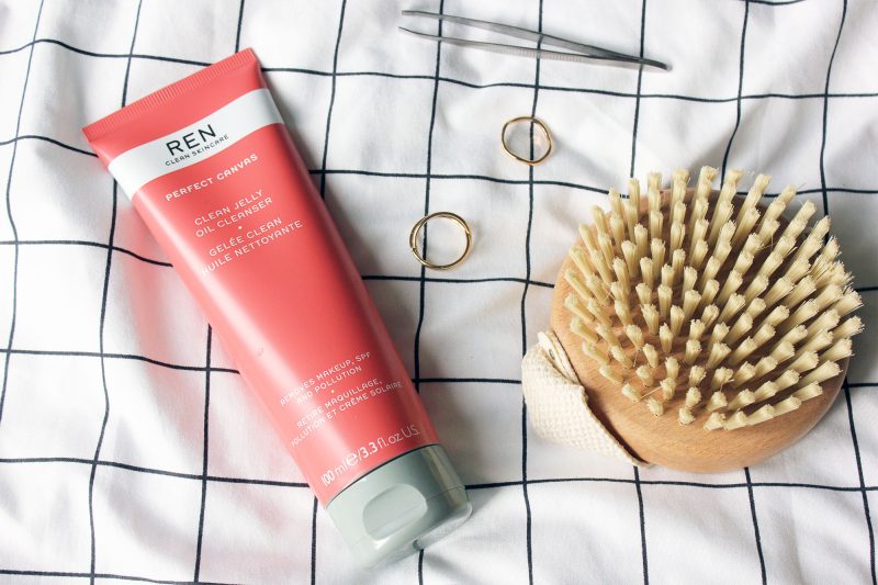 Ren Perfect Canvas Clean Jelly Oil Cleanser