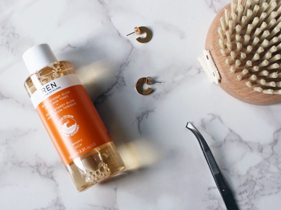 REN Ready Steady Glow Daily AHA Tonic