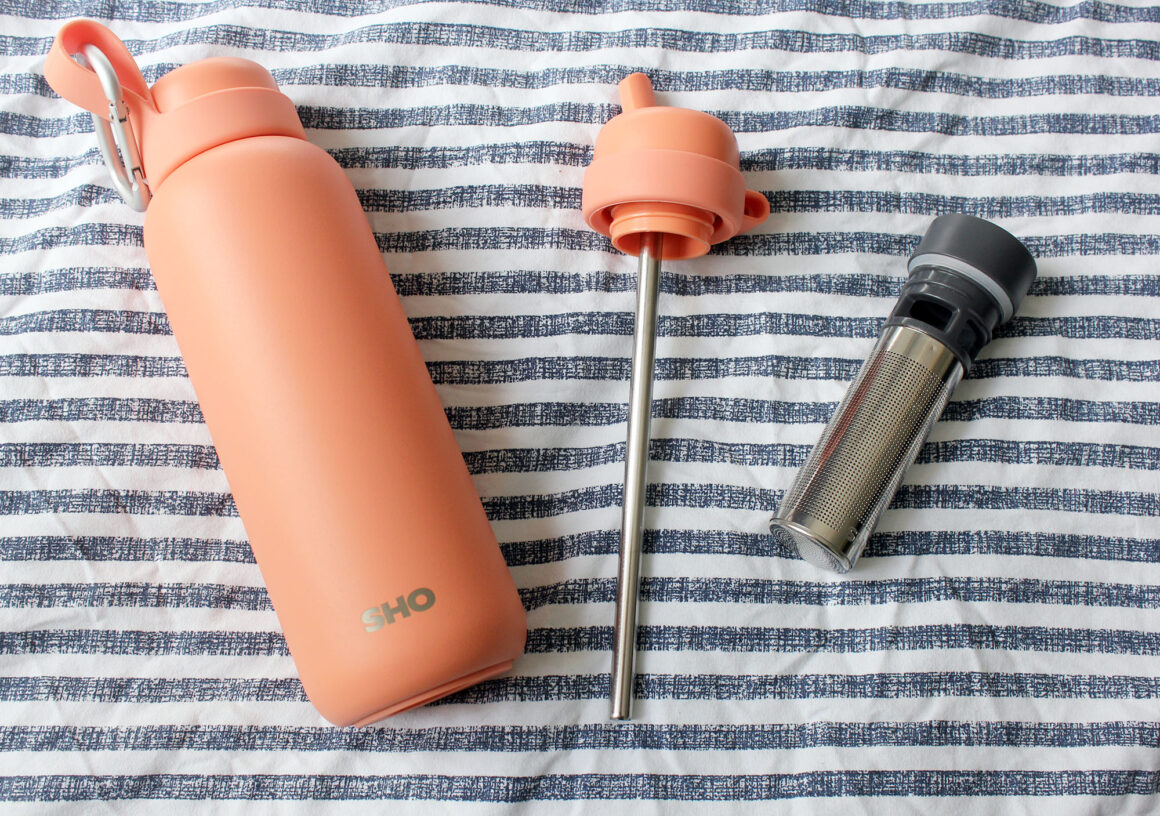 SHO Newt bottle with tea infuser accessory