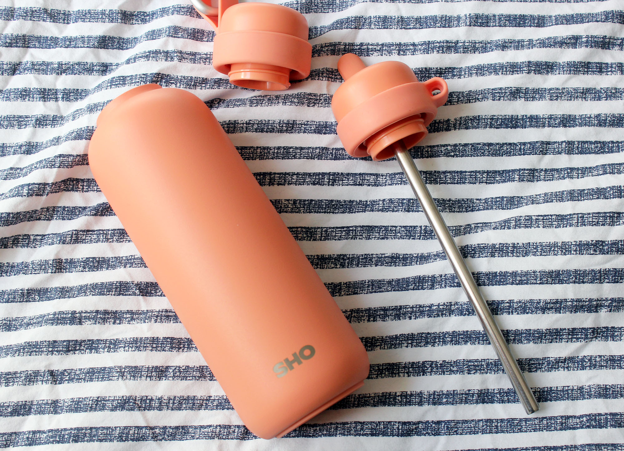 SHO Newt bottle in Apricot