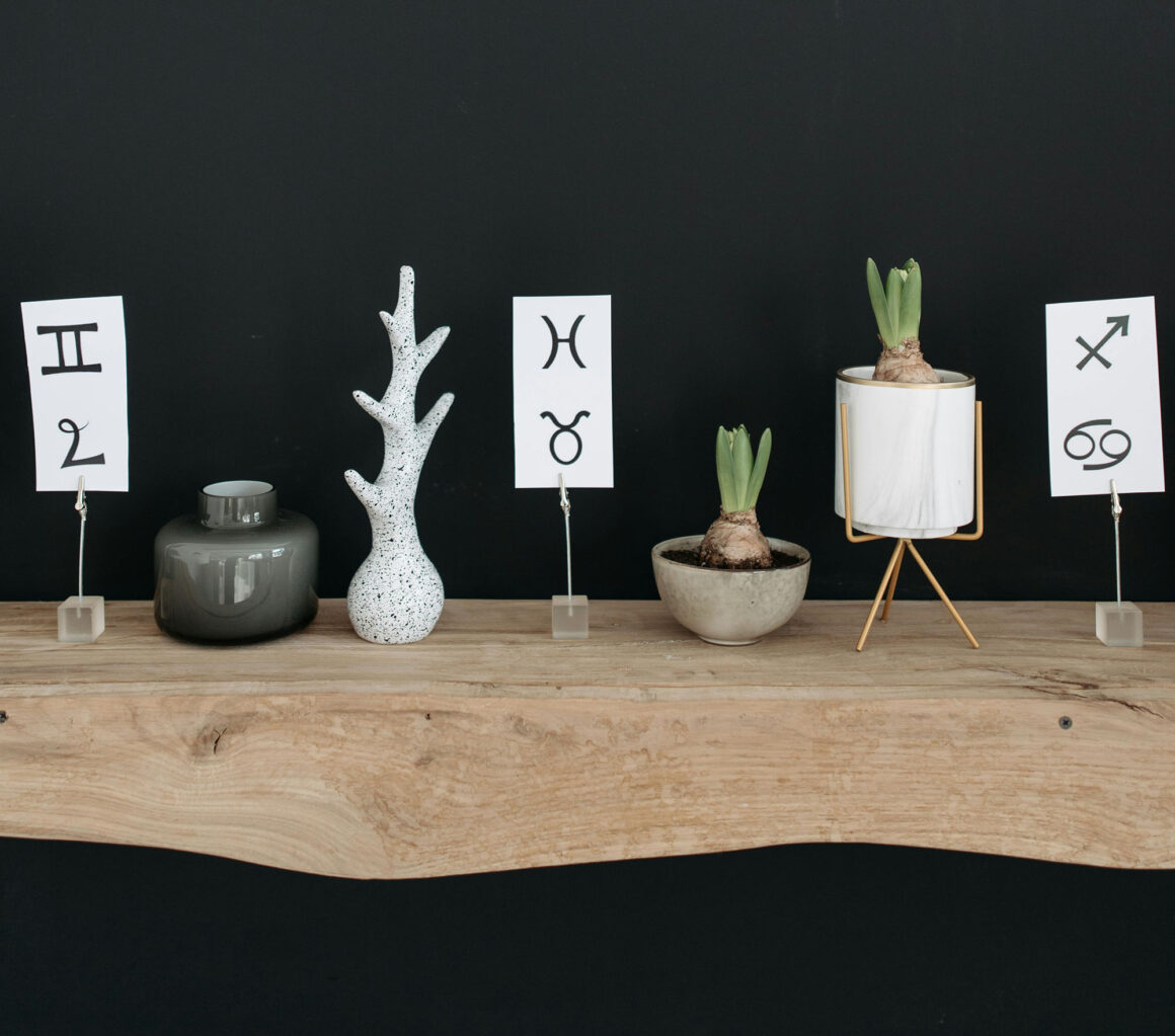 The Perfume That Matches Your Zodiac Sign