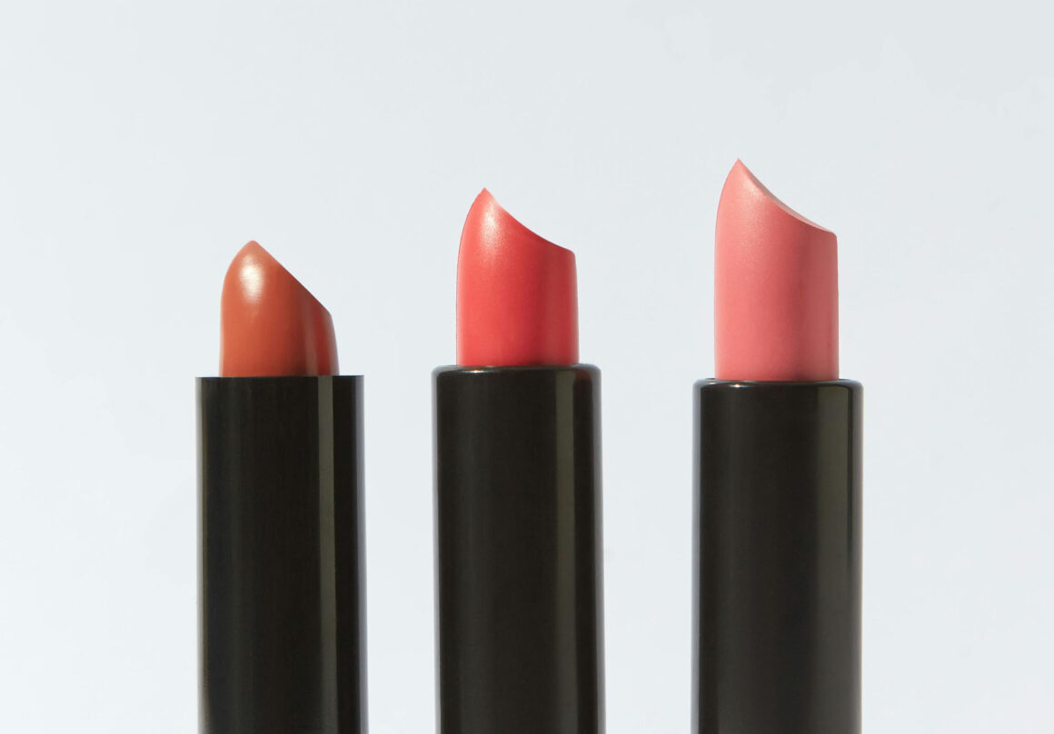 5 Low Maintenance Lip Looks That Always Look Polished Sheer rose lipstick